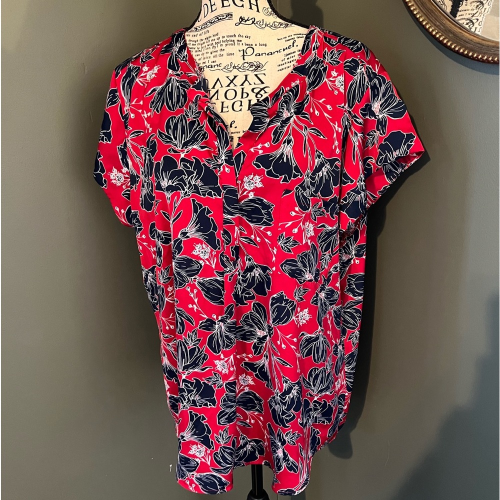 Liz Claiborne silky top